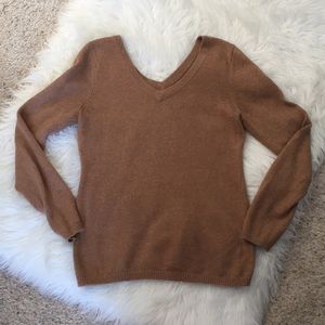 5 for $25 / Old Navy V Neck Camel Sweater
